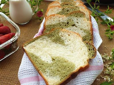 Tea and two-tone toast