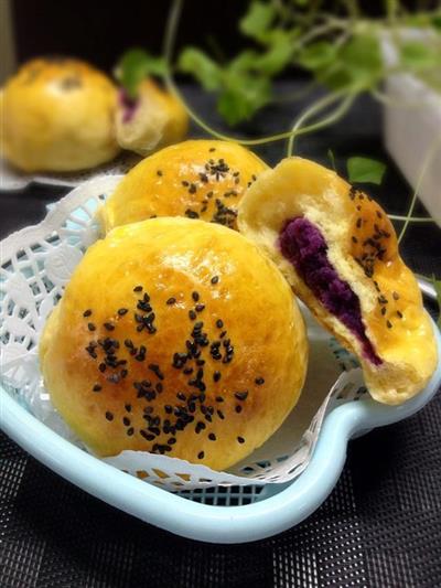 Pumpkin and purple potato packages