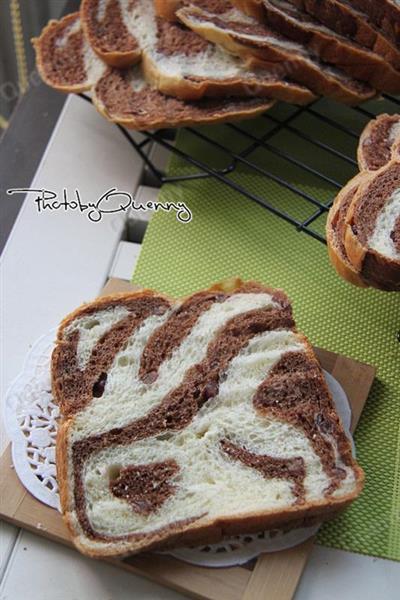 Honey bean and cocoa toast