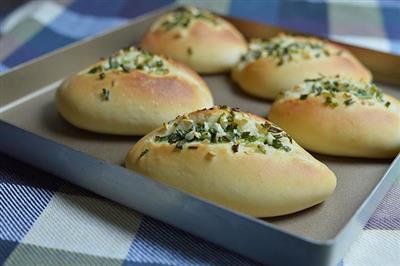 Low-fat garlic bread