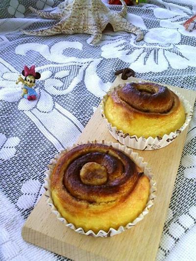 Banana and tea doughnuts