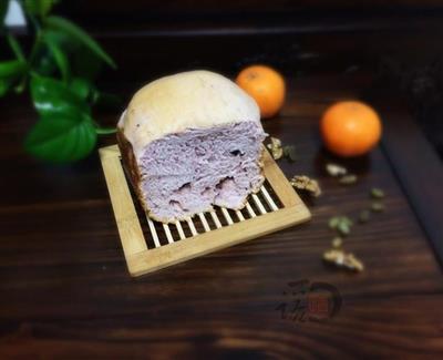 Purple bread