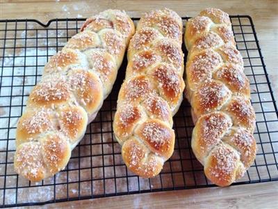 Pan de leche de fresa