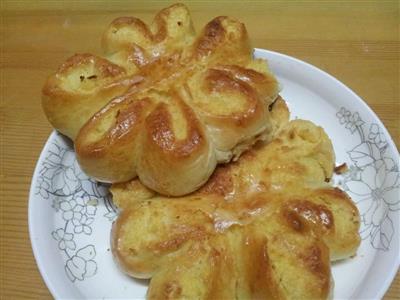 Cabbage bread