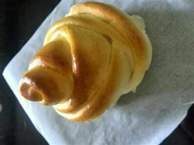 Bread with flowers