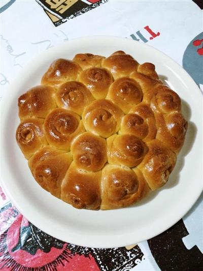 Rose bread