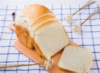 How to make bread in a bread machine