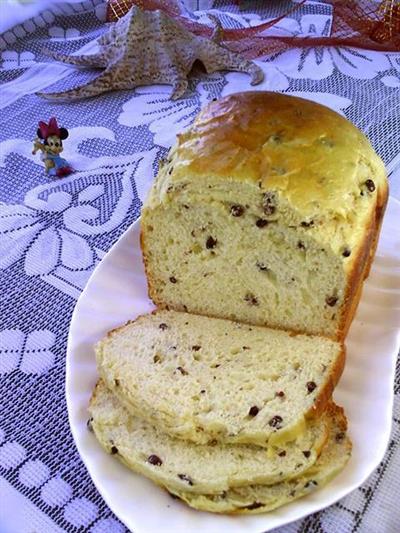 Milk and bean bread