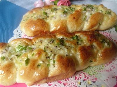 Cheese and onion bread