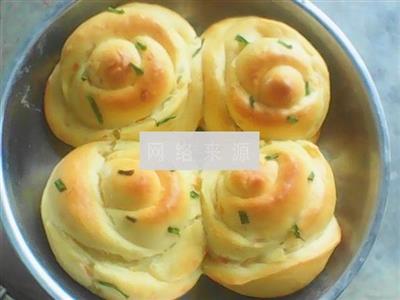 Rose bread