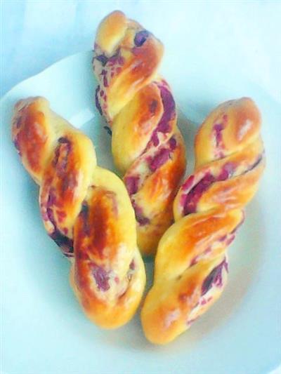 Purple bread rolls