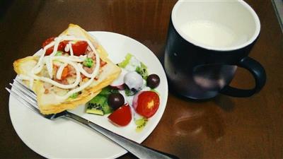 Bacon and cheese toast