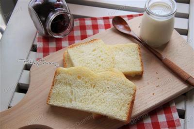 Bakery version of old-fashioned bread