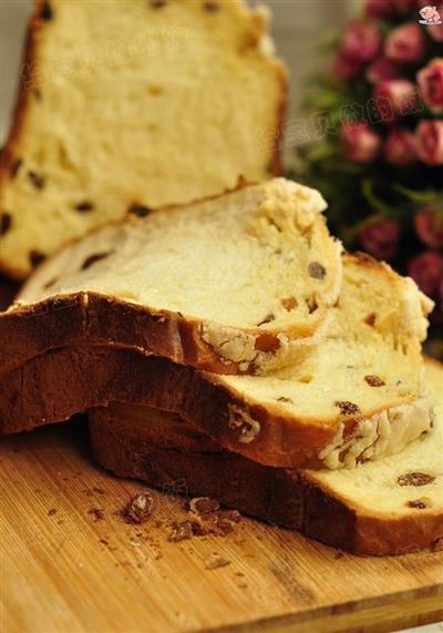 Pan de amarillo dorado