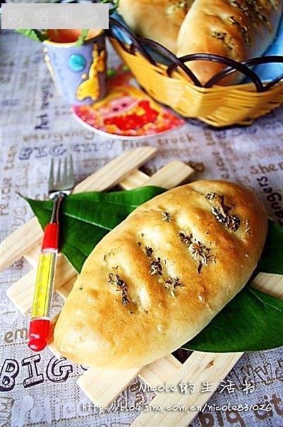 Sweet corn onion bread