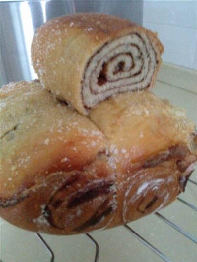 Bread with a baking machine