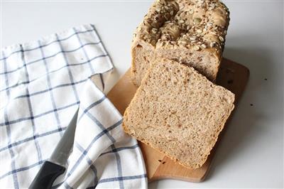 Walnut bread