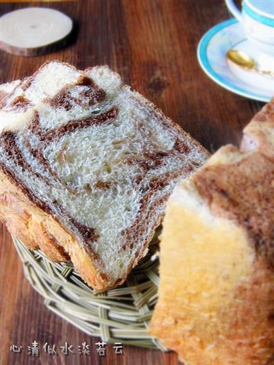 Pan de cacao bicolor