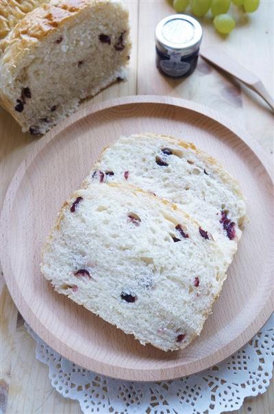 Cranberry rice bread