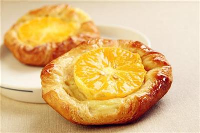 Willow orange Danish bread