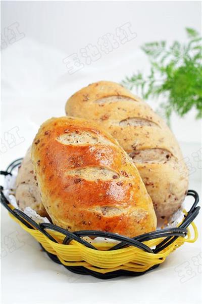 Walnut bread