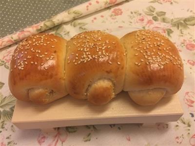 Coconut cream bread rolls