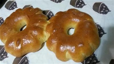 Cabbage bread rolls