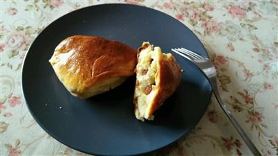 Scottish flavored bread scone cake