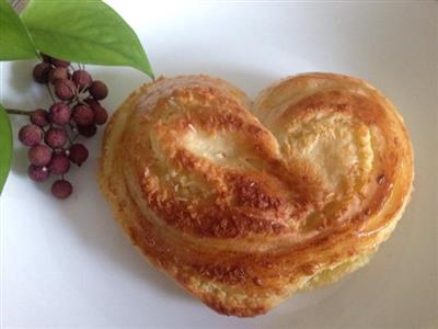 65 degrees of coconut heart bread