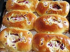 Onion bacon bread