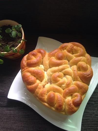 Rose bread