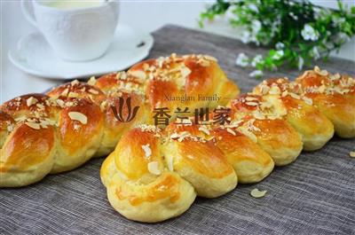 The Shan family - childhood memories of braided bread