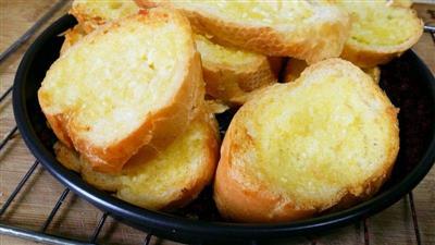 Garlic bread