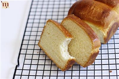 Hokkaido milk toast and bread