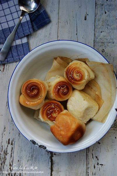 A little bread with honey on the bottom