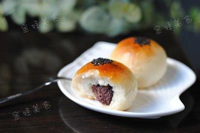 Red bean bread