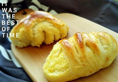 Chinese coconut bread