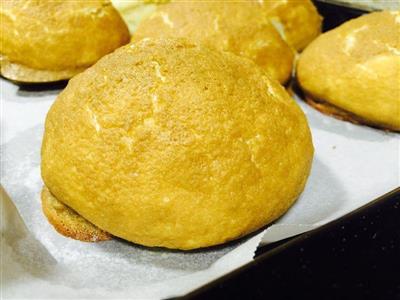 A house full of fragrant coffee bread