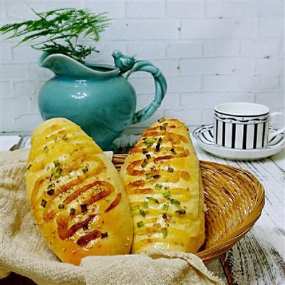 Ham and cheese breakfast bread