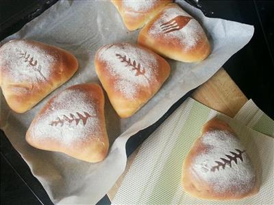 Soup, yogurt, red bean bread, and cheese bread