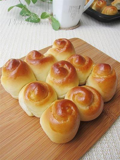 Honey-based crispy bread