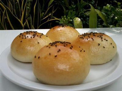 Pan de arroz negro y glú