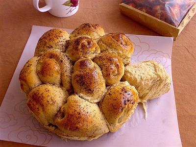 Coffee bread rolls