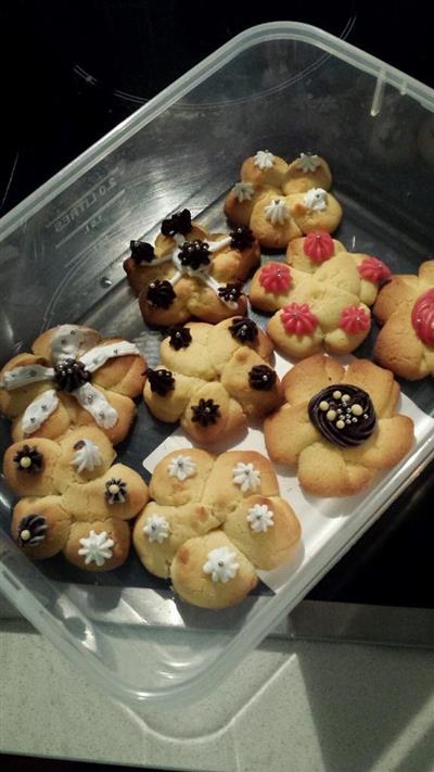 Afternoon tea flower cookies