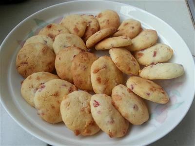 Cheese and ham cookies