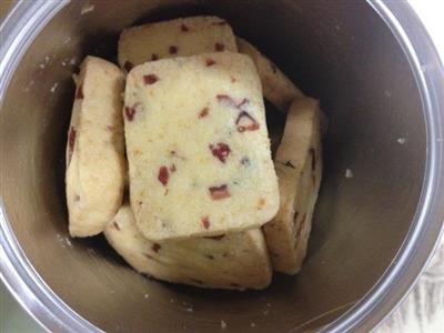 The cranberry cookie