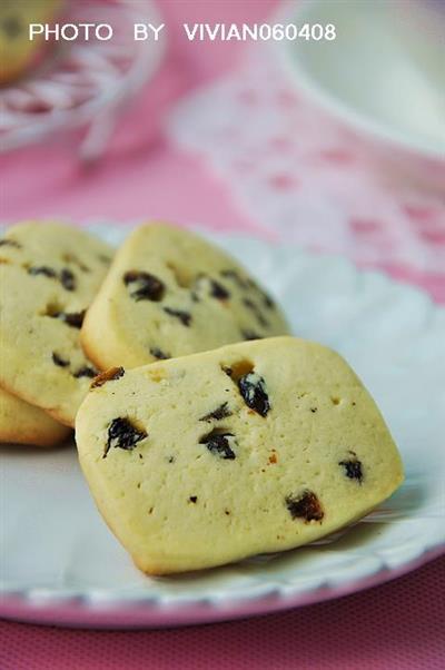 Black and white biscuits