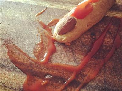 Ceniciento de grisáceo estúpimo de cort dedo galleta