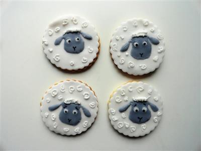 Sheep year biscuits