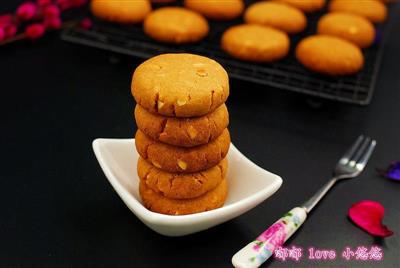 Salsa de cacahuete y galleta pequeña